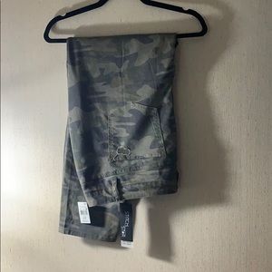 Stitch Star Sz 20 camouflage jeans